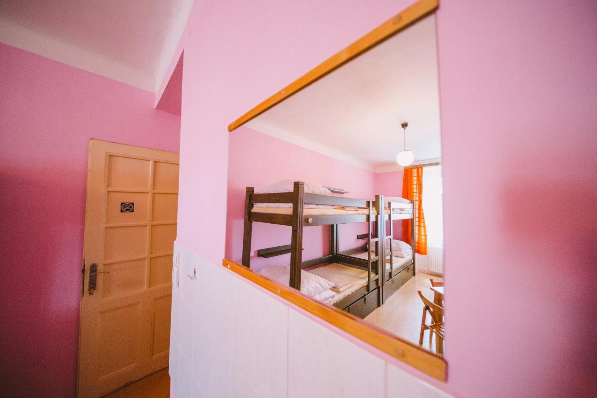 Hostel Dakura Praha Eksteriør bilde