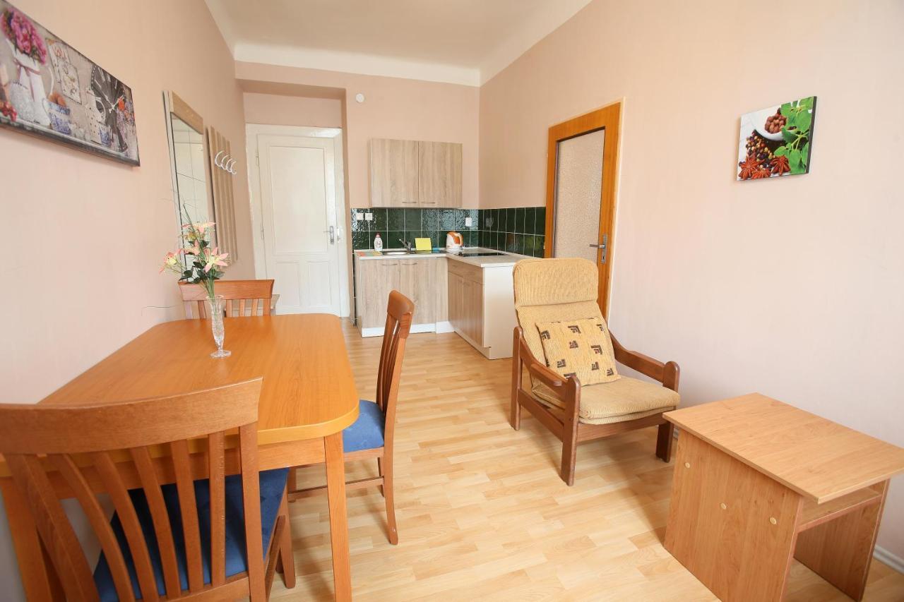 Hostel Dakura Praha Eksteriør bilde